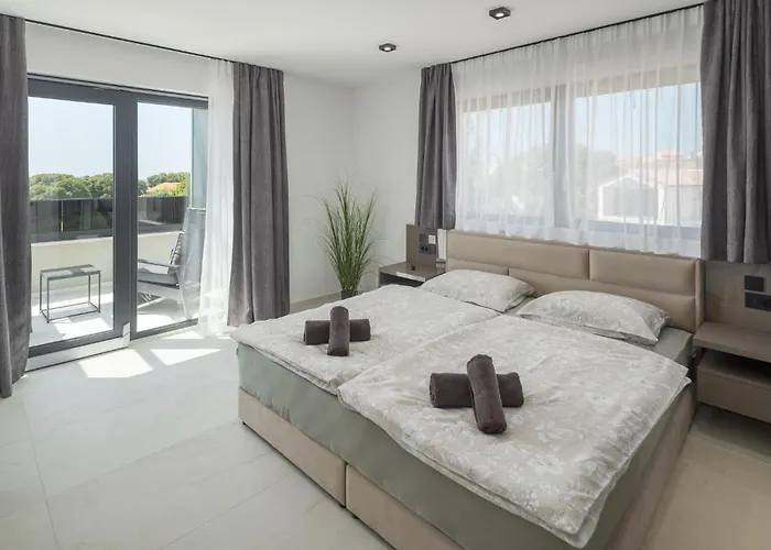 Cozy In Tar With Wifi *