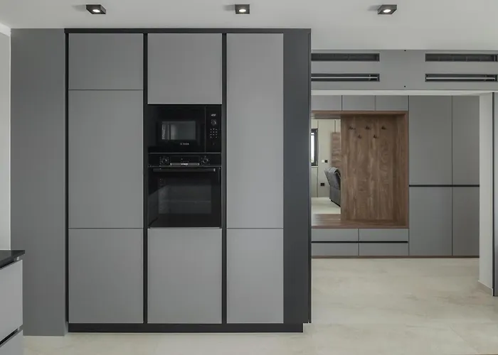 아파트 Cozy In Tar With Wifi